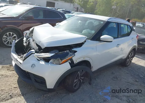 2018 Nissan Kicks Sv из США, поврежденный, VIN 3N1CP5CU2JL543393